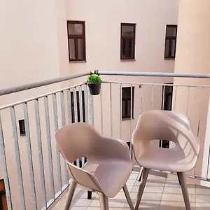  Apartment Oswald