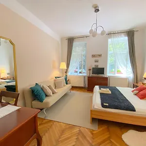  Apartment Magic Right Next To The Prater!